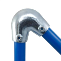 123 - Raccord en angle variable (40° à 70°)