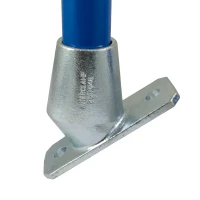 251 - Raccord socle fixation sol (30° à 45°)